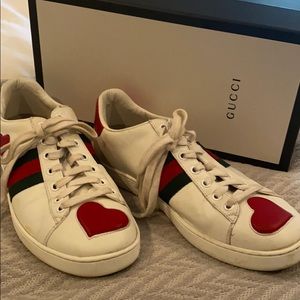 Gucci sneakers size 38 1/2